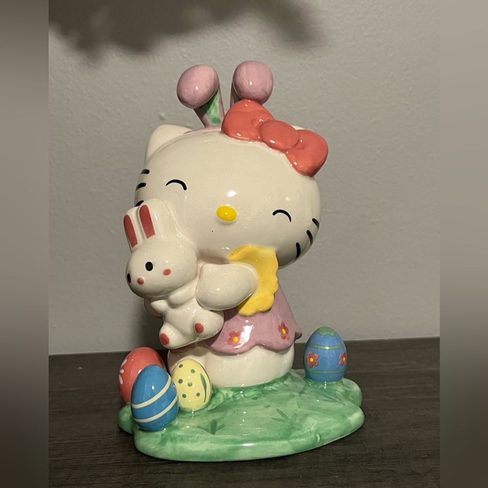 Cute Kitty Figurine with Bunny and Eggs